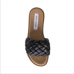 Steve Madden Flat Sandals